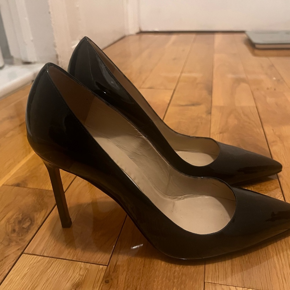 Manolo Blahnik Classic Black Heels